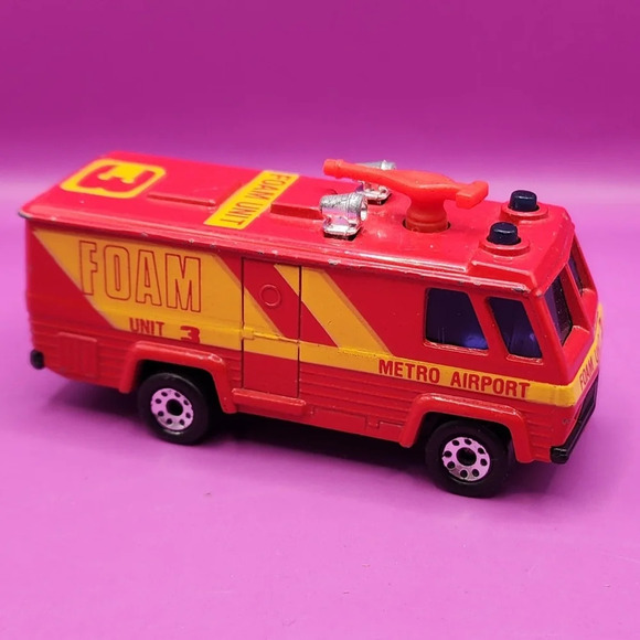 1980 Matchbox Command Van Metro Airport Foam Unit 3 Diecast Truck - Picture 2 of 5